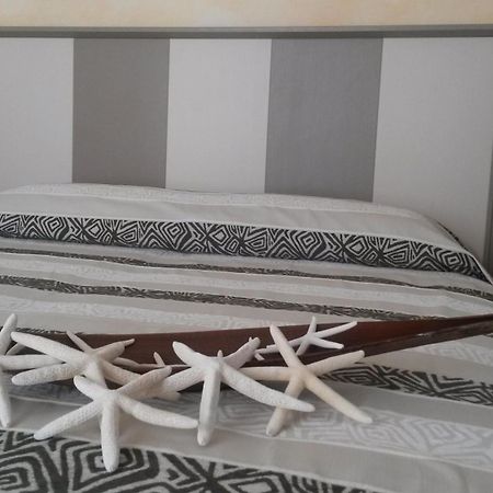 Hotel Camelia Rimini Bagian luar foto